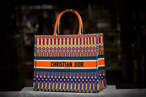 borsa dior colorata